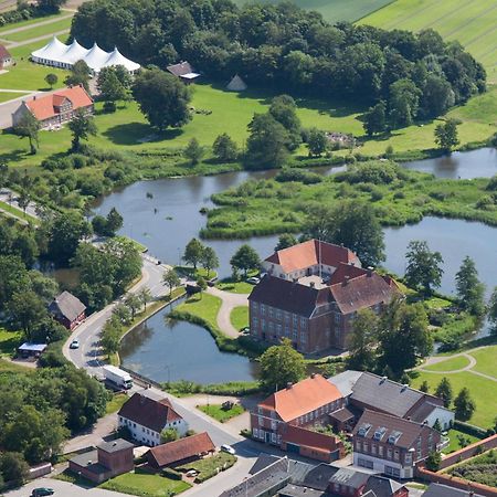 Den Gamle Kro Ved Gram Slot Exterior photo